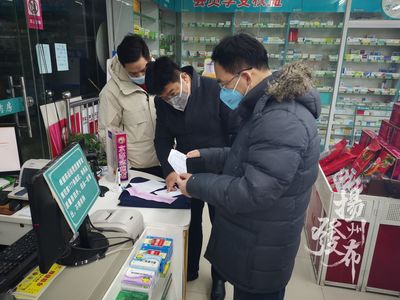 揚(yáng)州行動·滾動 | 一日四千件，企業(yè)開足馬力，防護(hù)服產(chǎn)能背后的市場考量